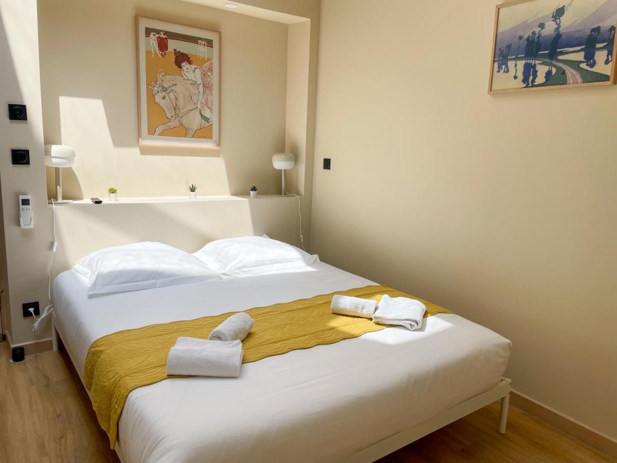 Bed and Breakfast La Collegiale Saint-Aignan  Exterior foto